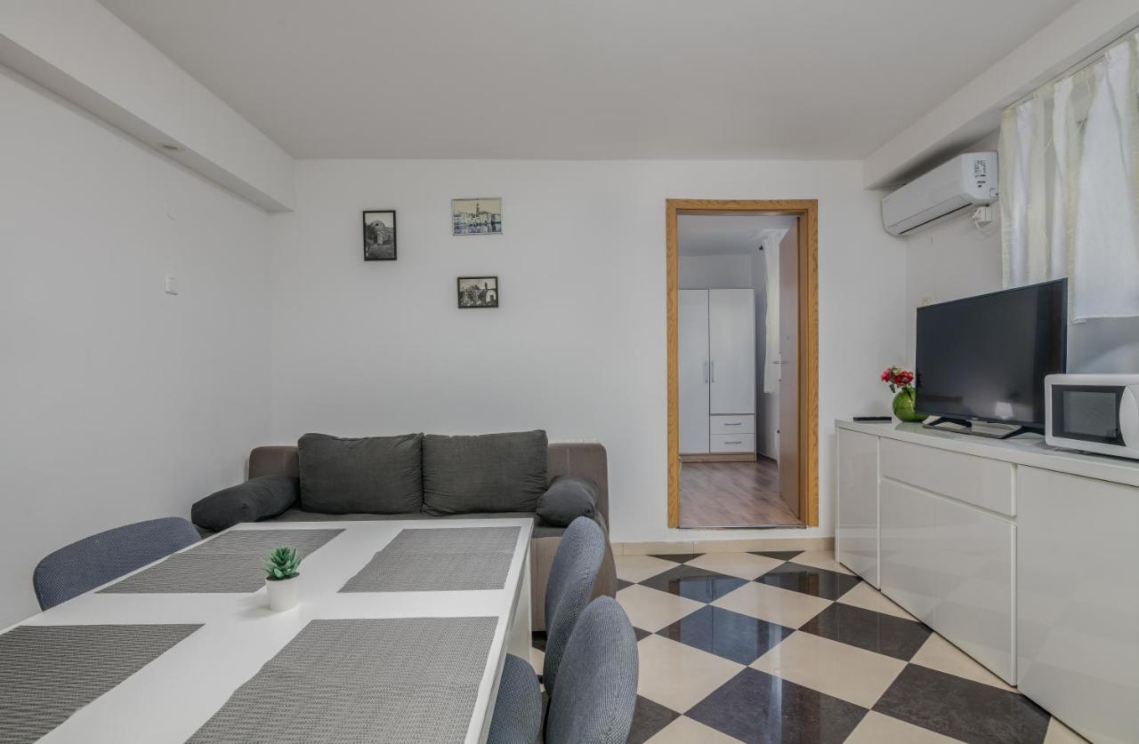 Apartments D 크르크 외부 사진